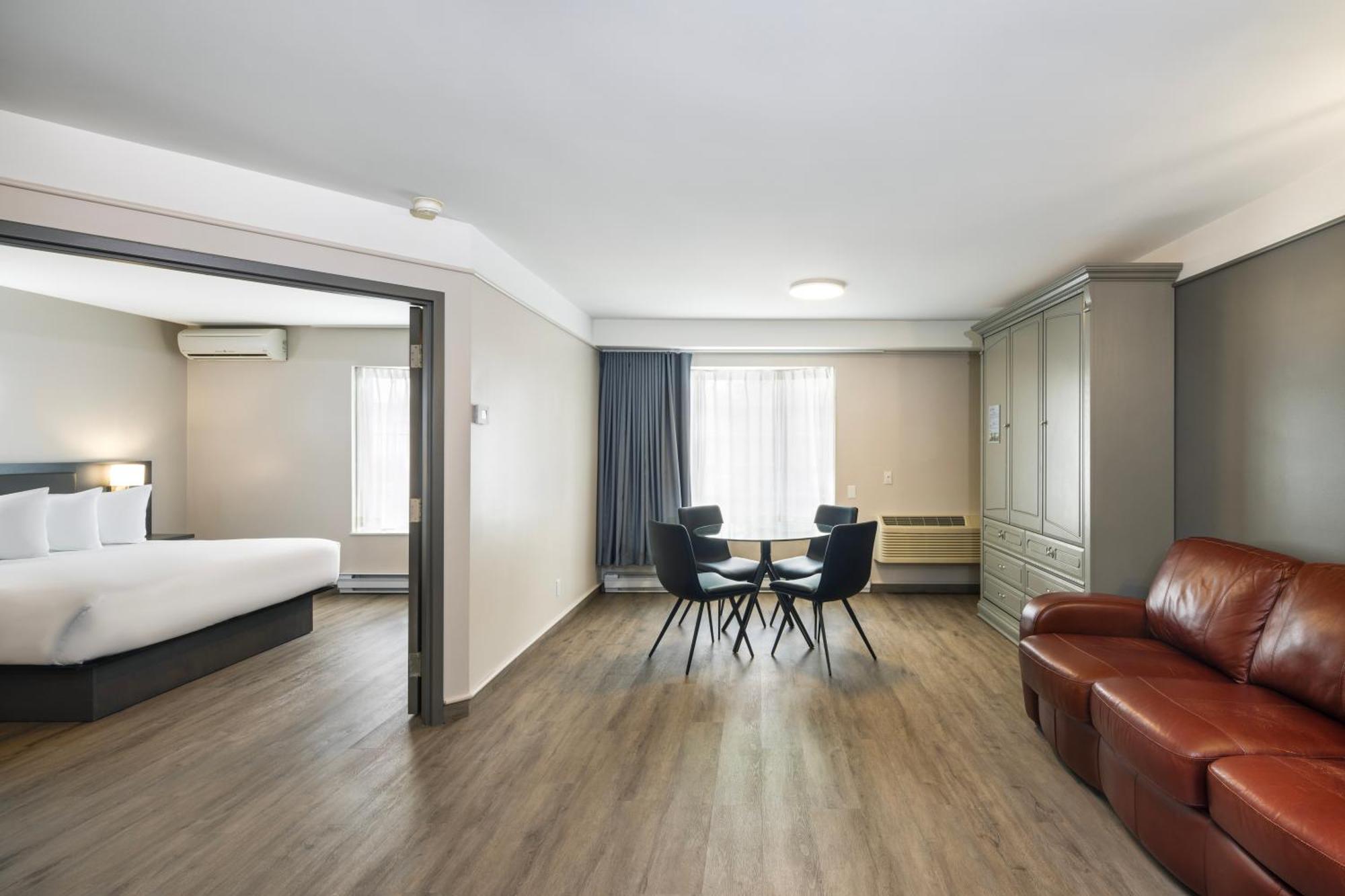 Les Suites De Laviolette Ascend Hotel Collection Trois-Rivieres Bagian luar foto