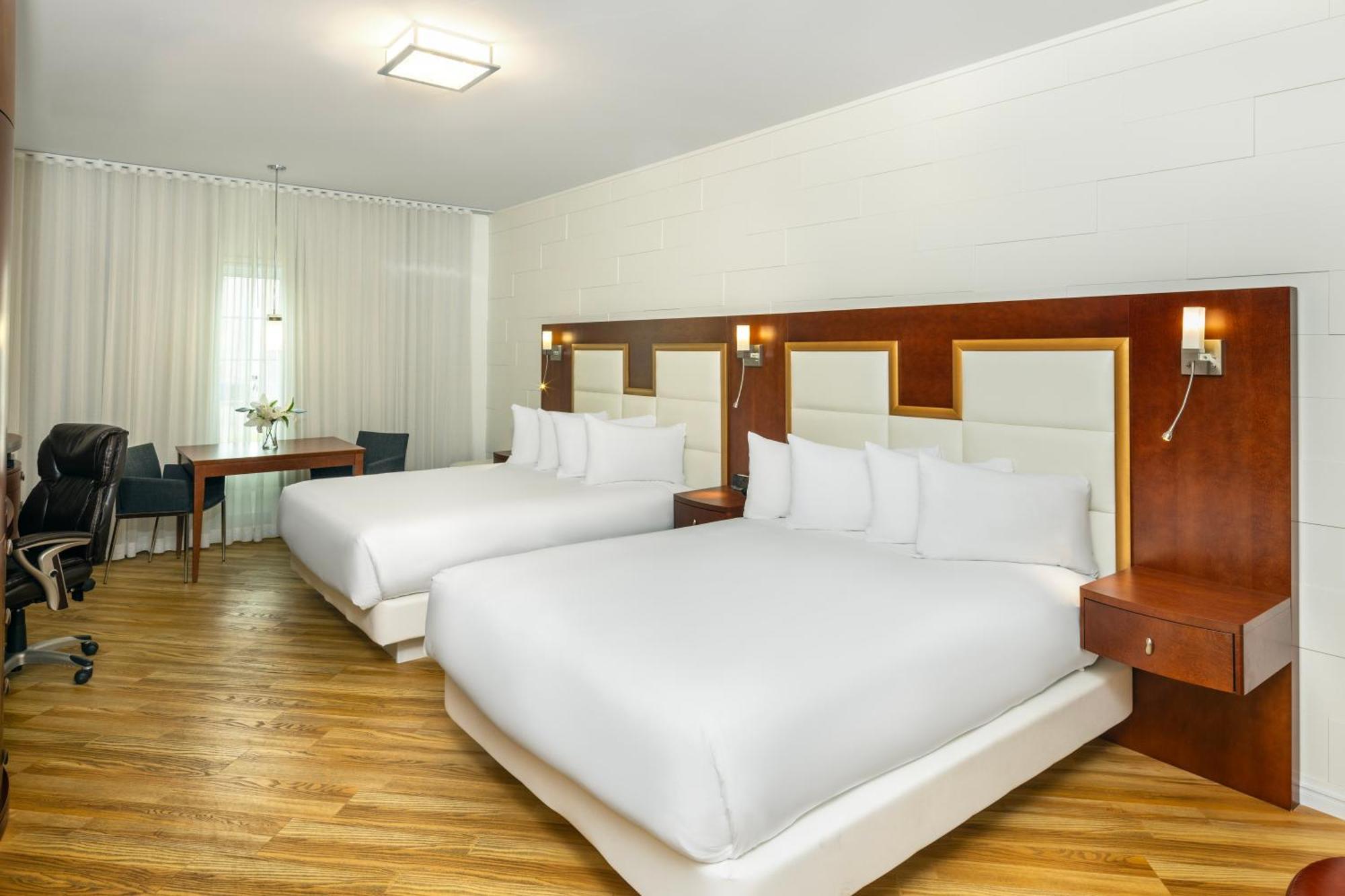 Les Suites De Laviolette Ascend Hotel Collection Trois-Rivieres Bagian luar foto