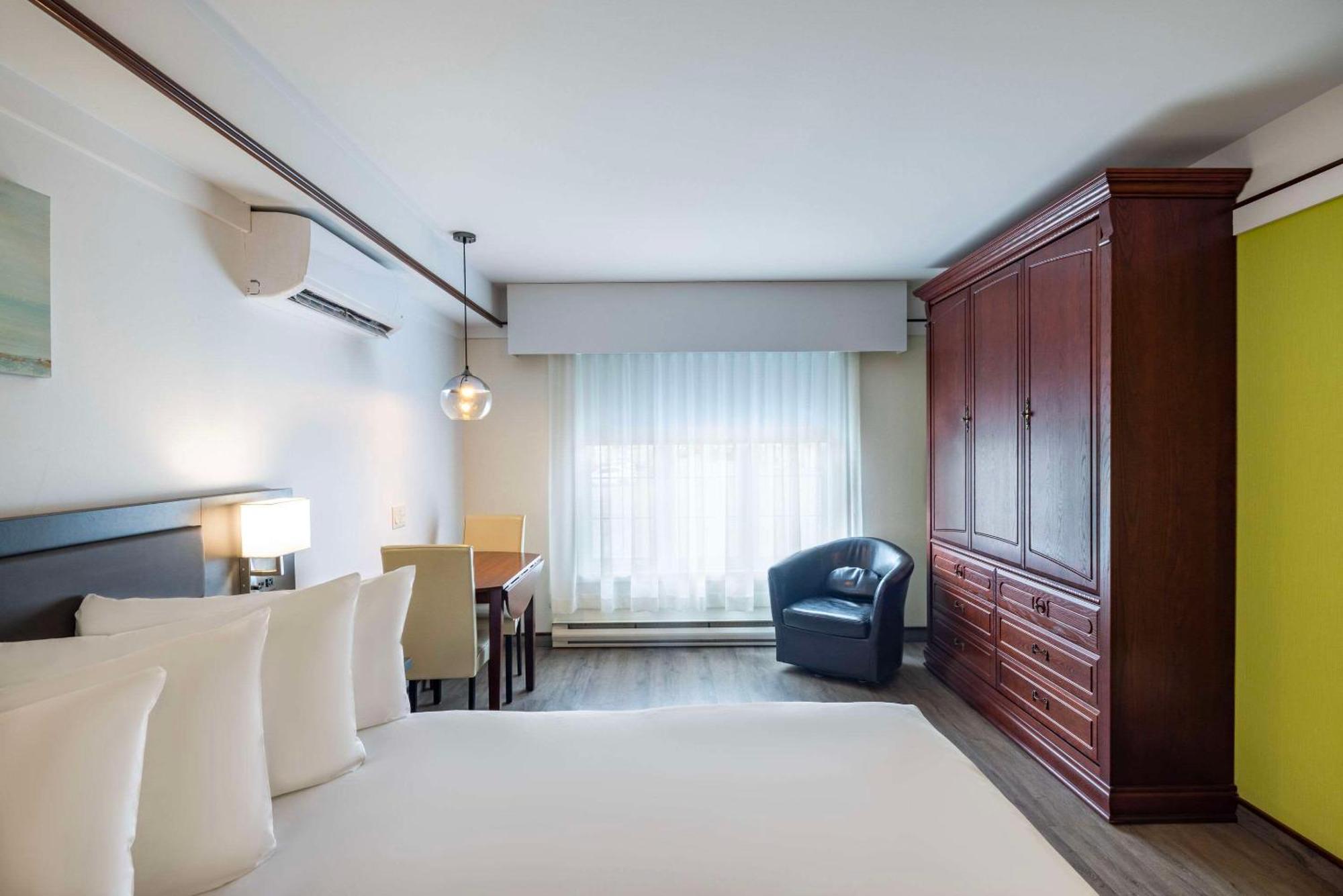 Les Suites De Laviolette Ascend Hotel Collection Trois-Rivieres Bagian luar foto
