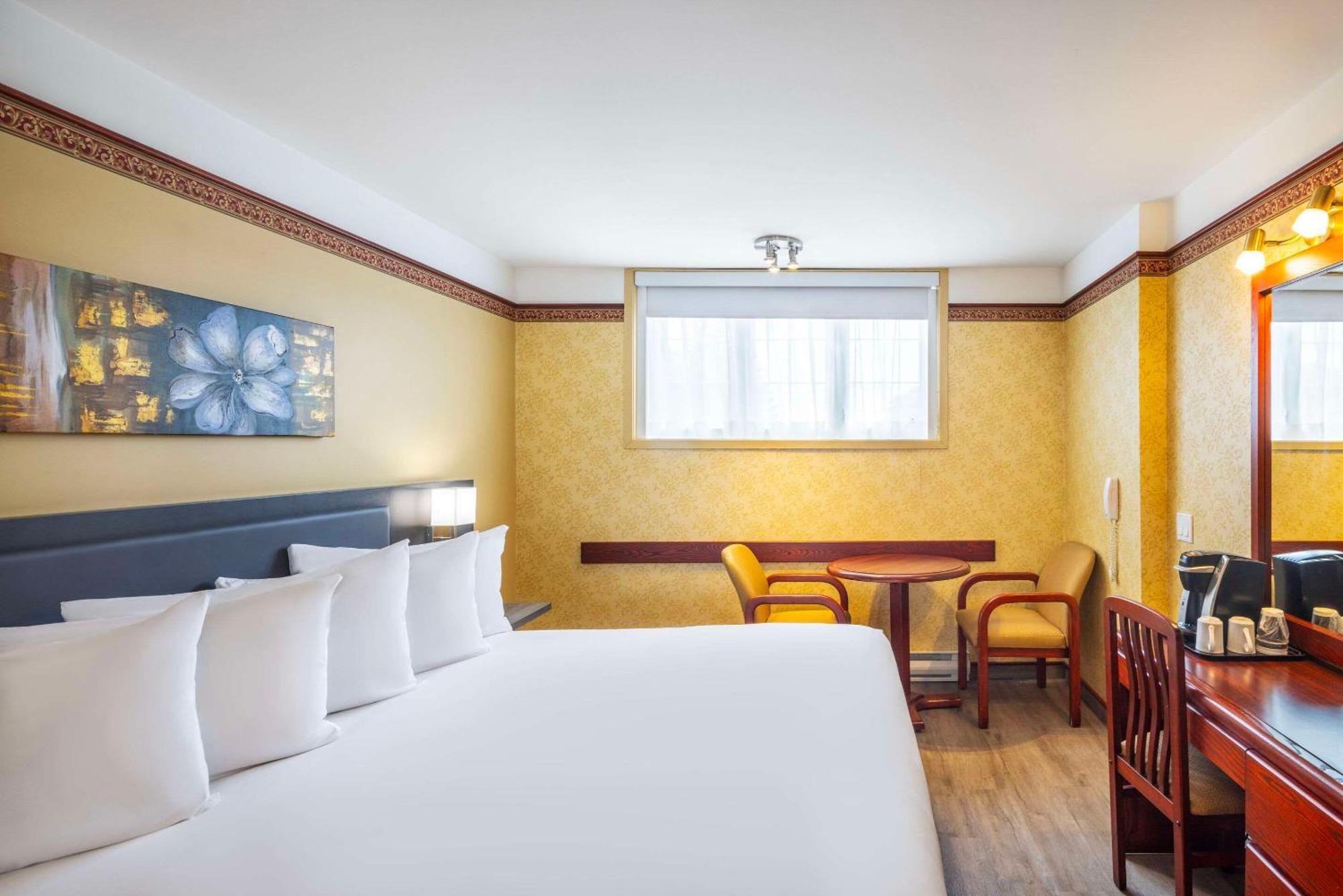 Les Suites De Laviolette Ascend Hotel Collection Trois-Rivieres Bagian luar foto